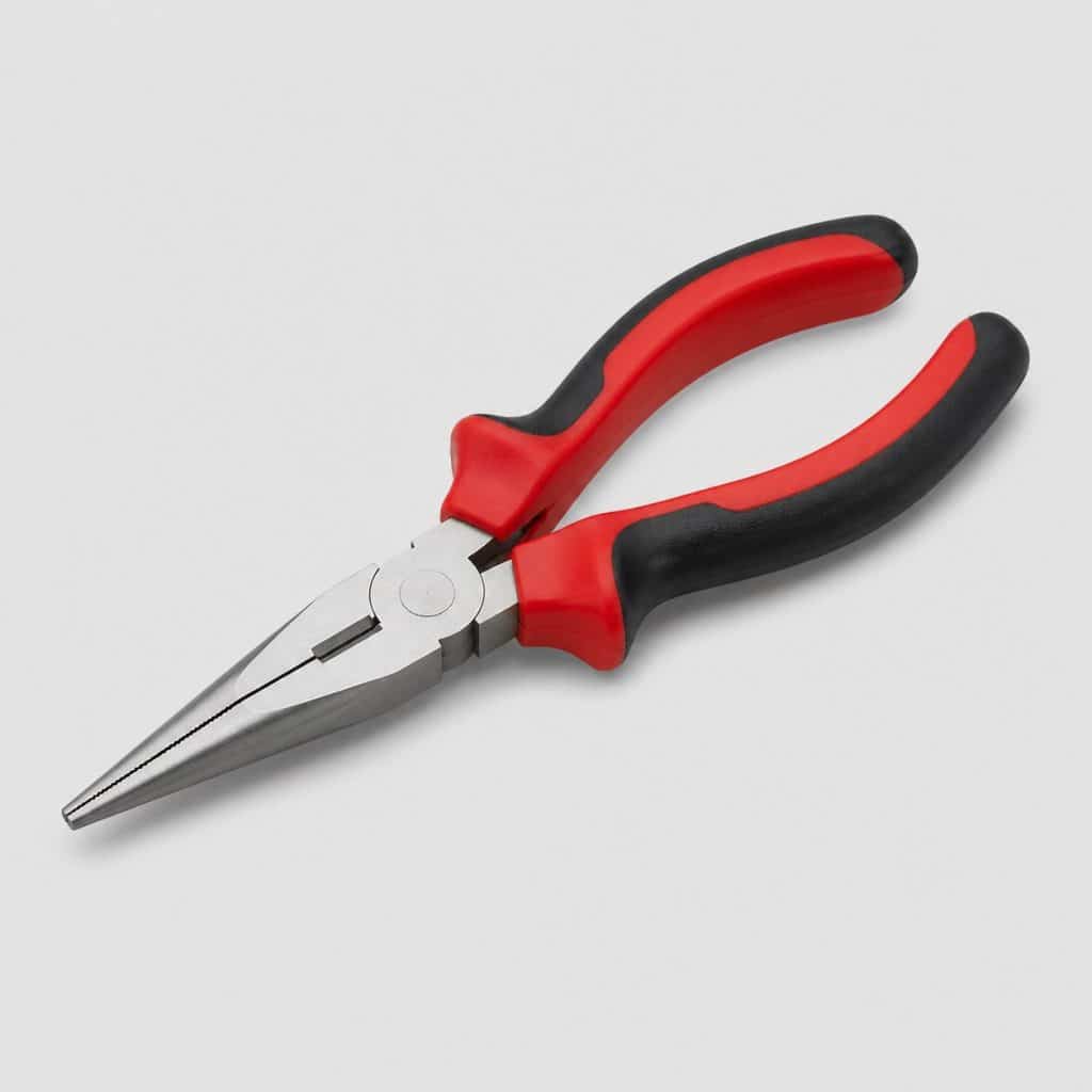 Pince à bec universelle 160 mm en chrome vanadium, vue d'ensemble